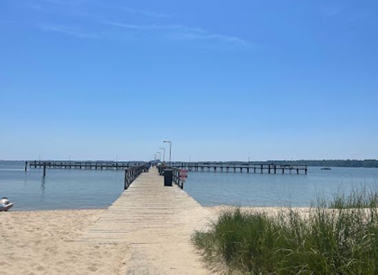 virginia/tidewater/landmark/gloucester-point-beach-park