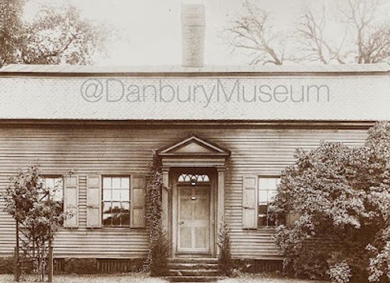 connecticut/danbury/landmark/charles-ives-birthplace-museum