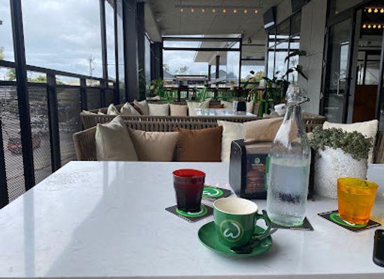 australia/byron-bay/landmark/wahlburgers-byron-bay