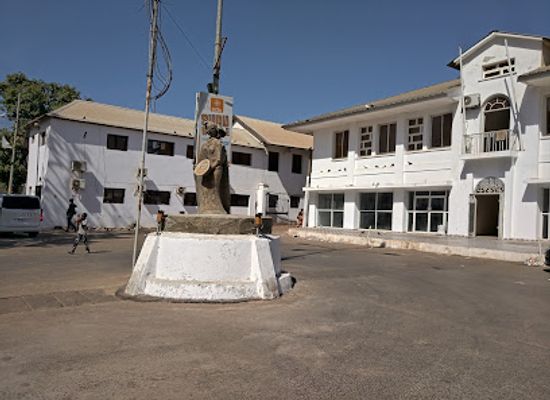 the-gambia/lower-river-region/landmark/albert-market