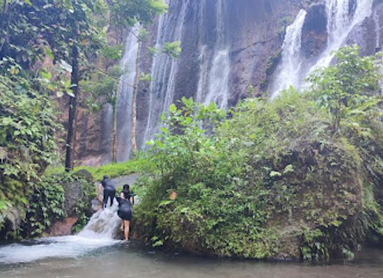 indonesia/highlands-papua/landmark/tumpak-sewu-waterfall