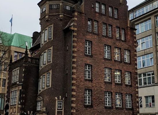 germany/hamburg/altstadt/landmark/hulbe-house