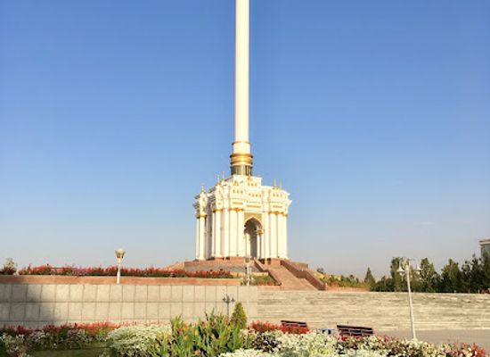 tajikistan/dushanbe/landmark/independence-monument