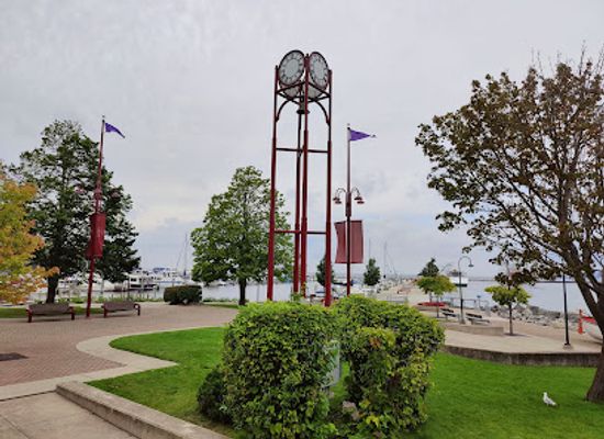 michigan/petoskey/landmark/bayfront-park