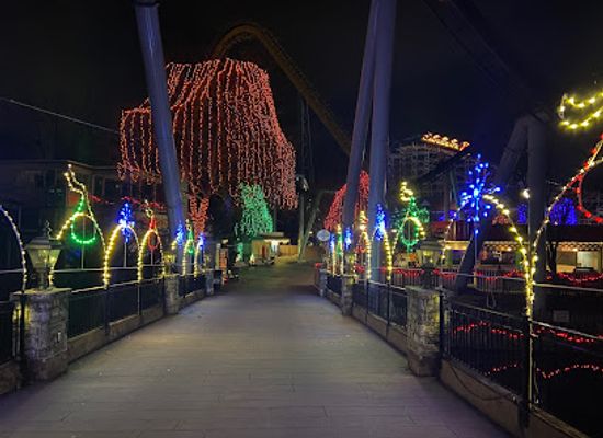 pennsylvania/hershey/landmark/hersheypark-christmas-candylane