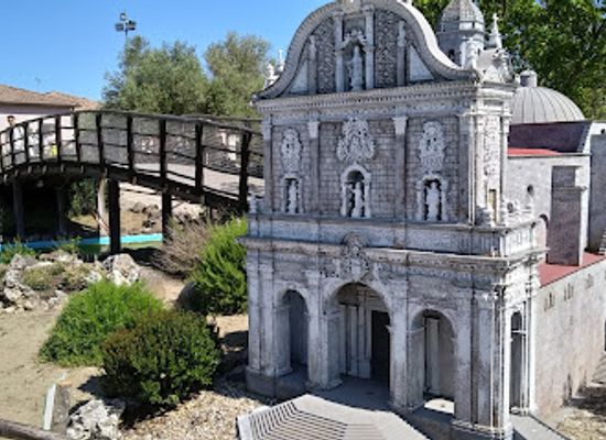 italy/sardinia/landmark/parco-sardegna-in-miniatura-parco-dei-dinosauri