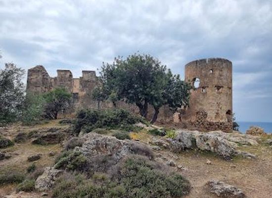 greece/rethymno/landmark/loutro-fortress