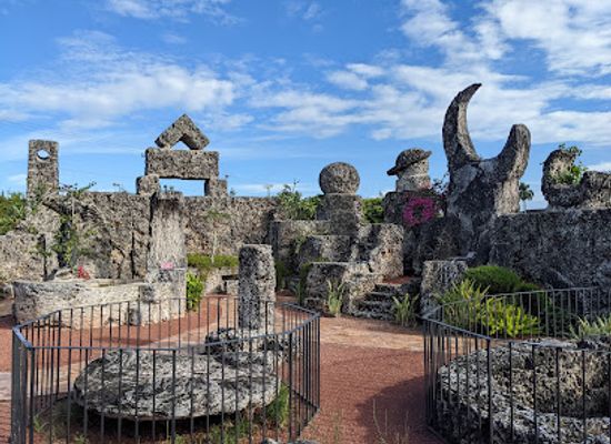 florida/sun-coast/landmark/coral-castle