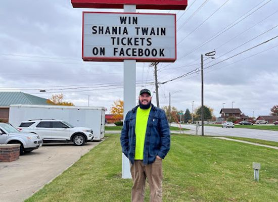 iowa/newton/landmark/newton-classic-car-wash
