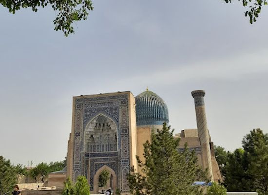 uzbekistan/samarkand/landmark/amir-temur-monument