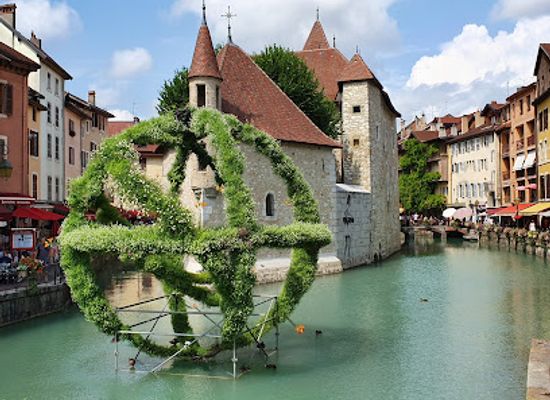 france/annecy/landmark/eglise-notre-dame-de-liesse