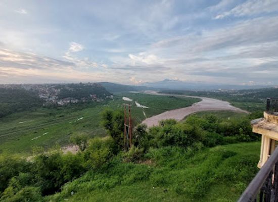 india/kashmir-valley/landmark/bagh-e-bahu