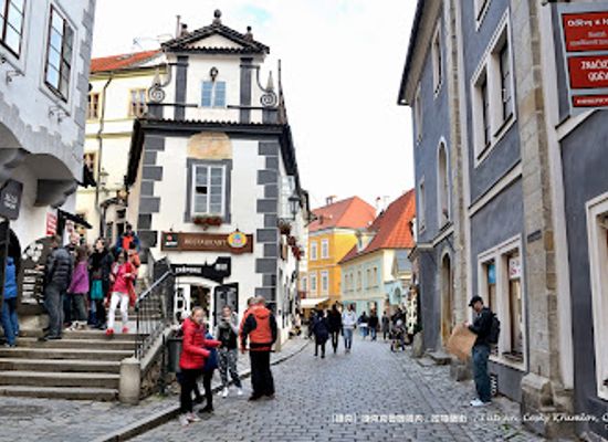 czechia/cesky-krumlov/landmark/andel-pane-2-zamecke-schody