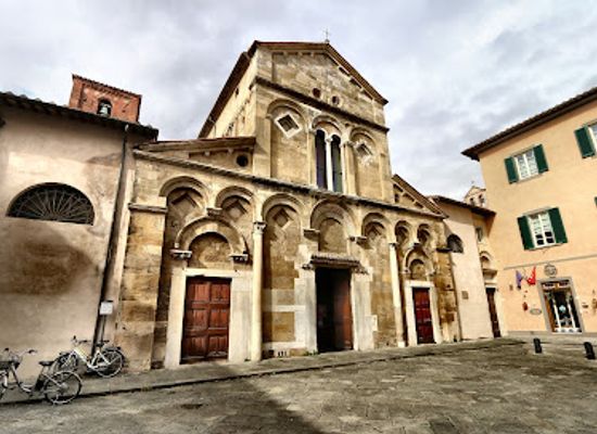 italy/pisa/landmark/chiesa-universitaria-di-san-frediano