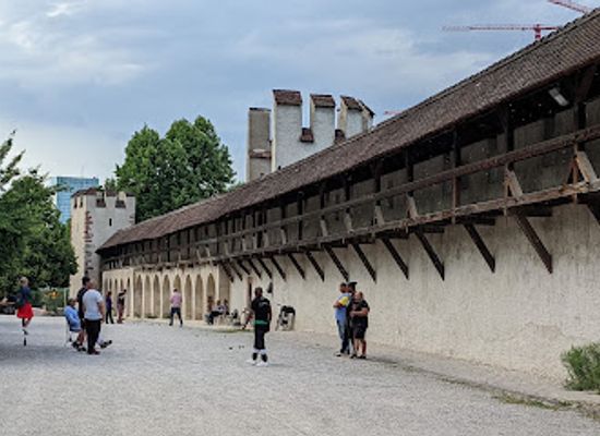 switzerland/basel/old-town/landmark/basel-city-wall