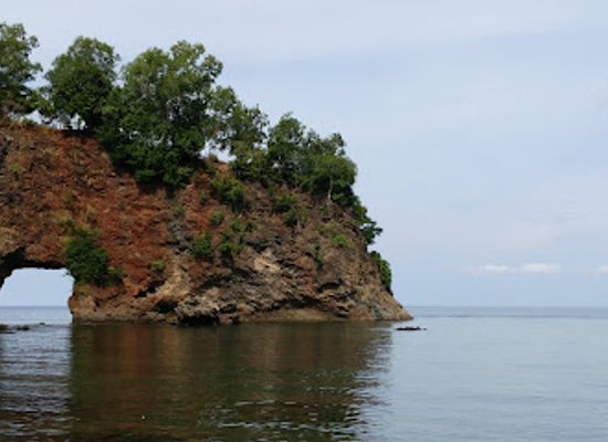 indonesia/maluku-islands/landmark/tanjung-nusaniwe