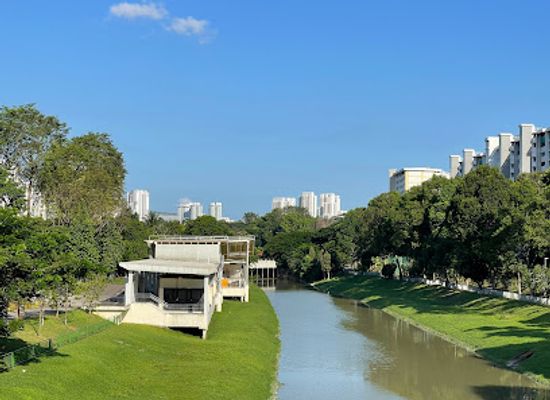 singapore/clementi/landmark/sungei-ulu-pandan