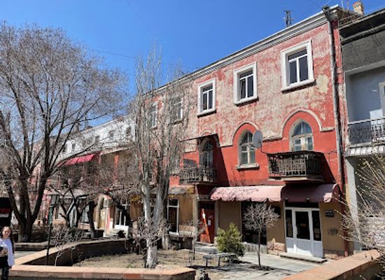armenia/gyumri/landmark/herbs-honey-teashop-restaurant