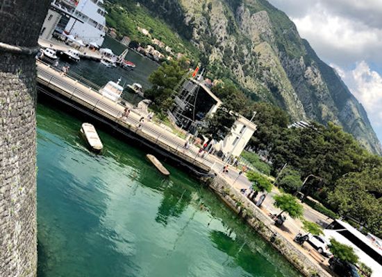 montenegro/old-herzegovina/landmark/kampana-tower