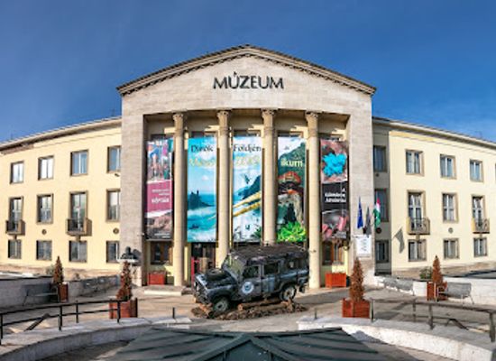 hungary/miskolc/landmark/pannon-tenger-muzeum