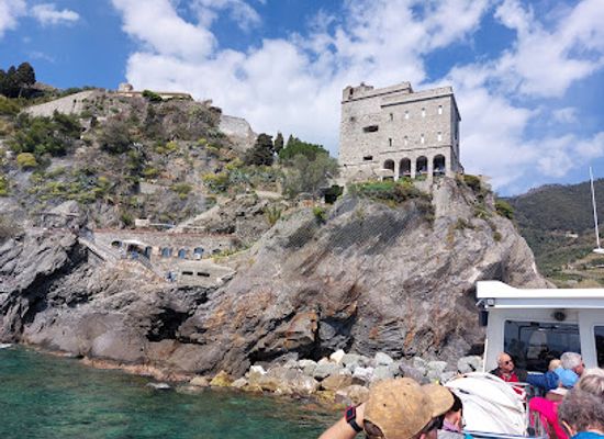 italy/cinque-terre/landmark/ristorante-l-ancora-della-tortuga