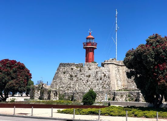 portugal/figueira-da-foz/landmark/king-s-tower-by-ferias-em-figueira