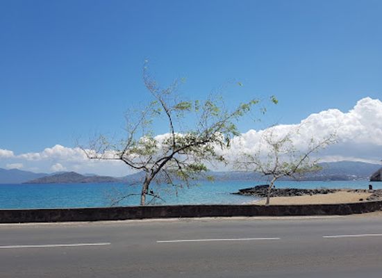 mayotte/pamandzi/landmark/au-monaco