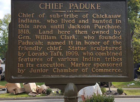 kentucky/paducah/landmark/chief-paduke-statue
