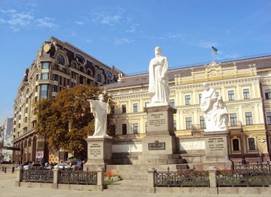 ukraine/kyiv/landmark/st-michael-s-golden-domed-monastery