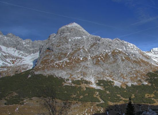 austria/karwendel-mountains/landmark/grabenkarspitze