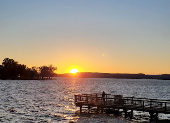 alabama/lake-guntersville/landmark/sunset-drive-walking-trail