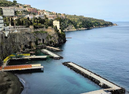 italy/sorrento/landmark/chiostro-di-san-francesco