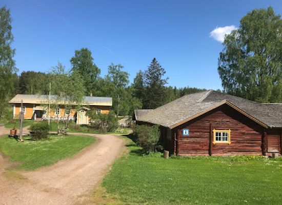 finland/lake-saimaa/landmark/kotiseututalo-roytty