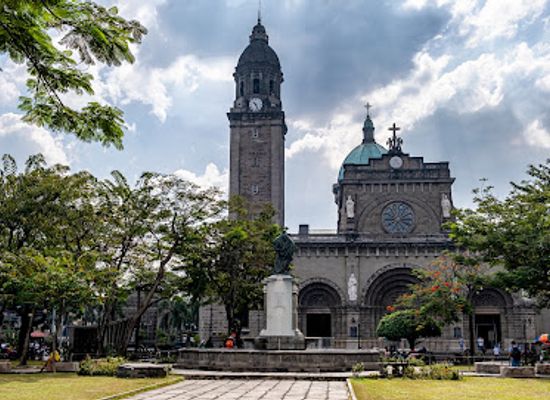 philippines/manila/landmark/plaza-roma