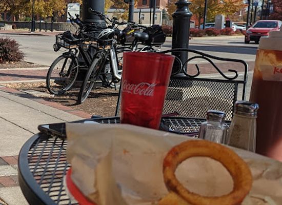 kentucky/fort-thomas/landmark/fort-thomas-pizza-and-tavern