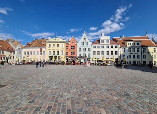 estonia/harjumaa/landmark/town-hall-square