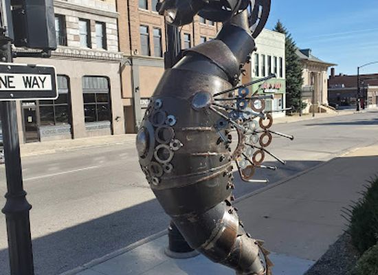 iowa/mason-city/landmark/river-city-sculptures-on-parade