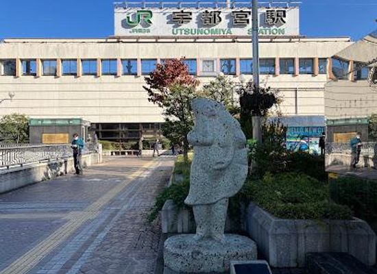 japan/shimotsuke/landmark/utsunomiya-gyoza-statue