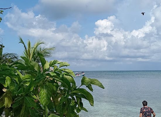 guatemala/livingston/landmark/playa-blanca