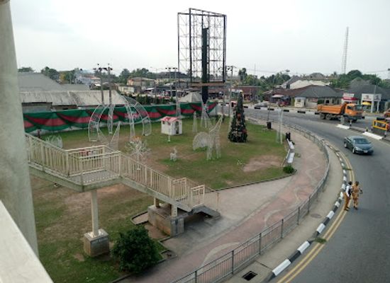 nigeria/uyo/landmark/water-fountain-uyo-akwa-ibom-state