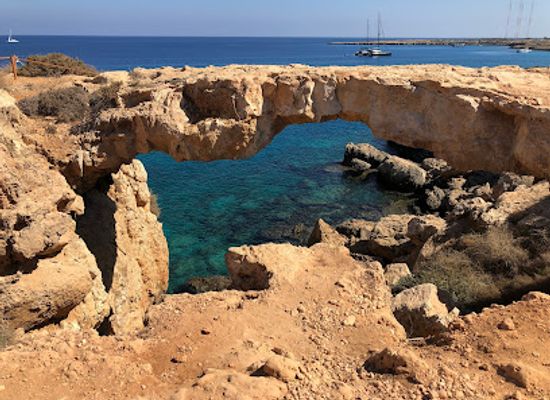 cyprus/famagusta-district/landmark/crow-s-arch