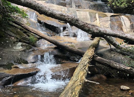 north-carolina/pisgah-national-forest/landmark/cove-creek-falls