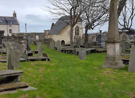 united-kingdom/banffshire/landmark/medieval-kirkyard-of-banff