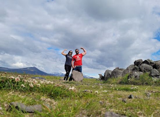 iceland/borgarfjörður/landmark/iceland-s-historic-husafell-stone