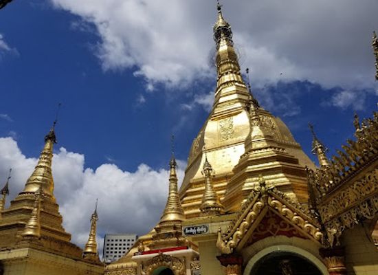 myanmar-burma/yangon/mayangone/landmark/sule-pagoda
