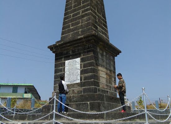 india/meghalaya/landmark/david-scott-memorial-stone