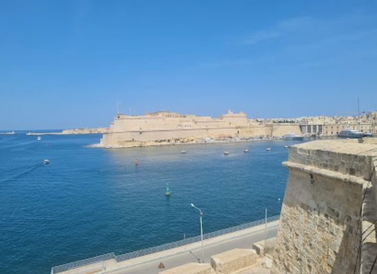 malta/three-cities/landmark/senglea-waterfront
