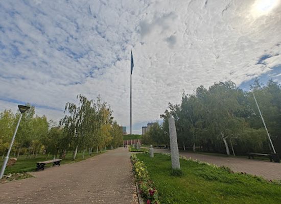 kazakhstan/nur-sultan/landmark/state-flag-of-the-republic-of-kazakhstan