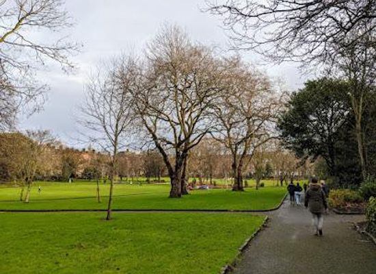 ireland/dublin/landmark/4-merrion-square-s