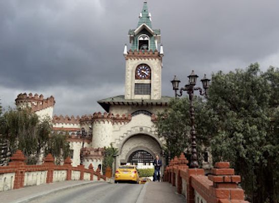 ecuador/loja/landmark/central-market